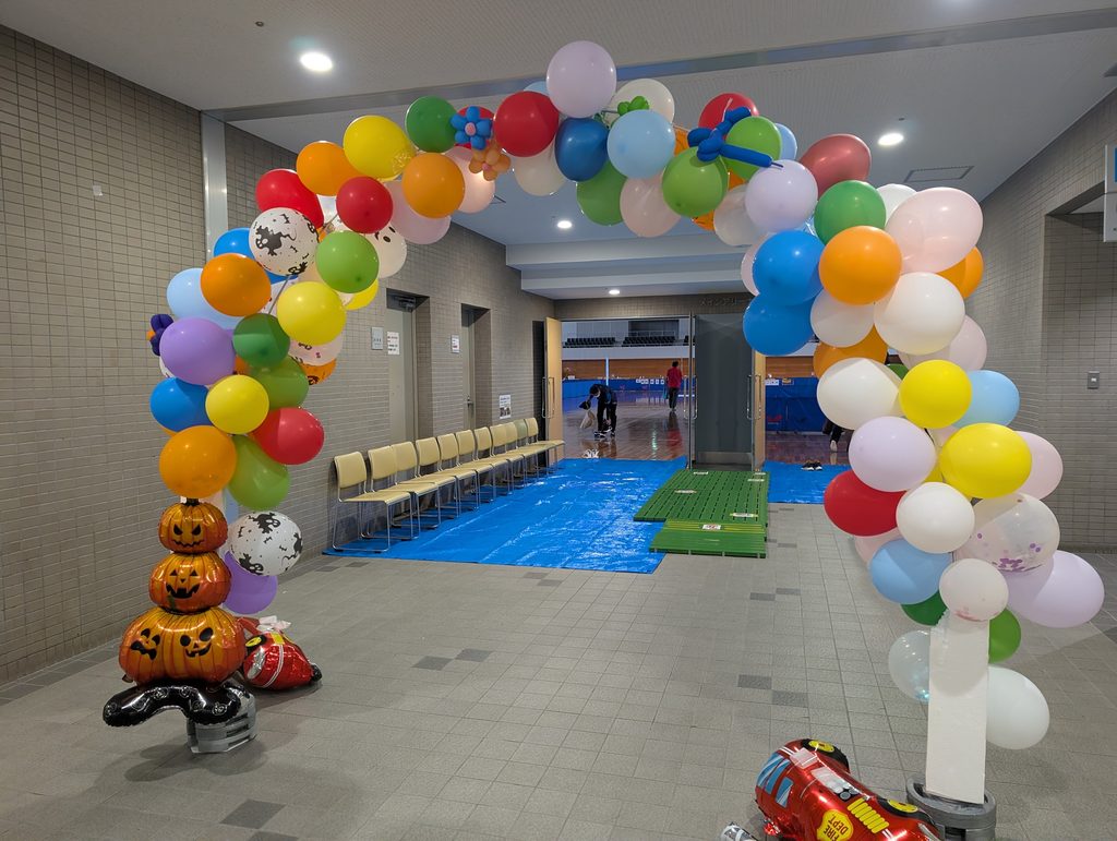風船アーチ